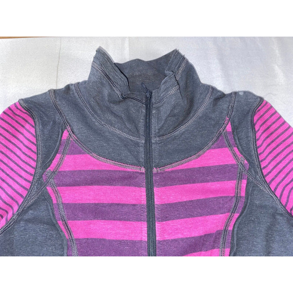PrAna Peppa Long Sleeve Athletic Jacket, Sweatshirt In Berry Women's Size XS - Picture 4 of 6